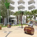 Tropic Garden Aparthotel