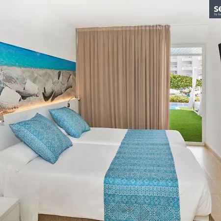 Apart Otel Tropic Garden 4*