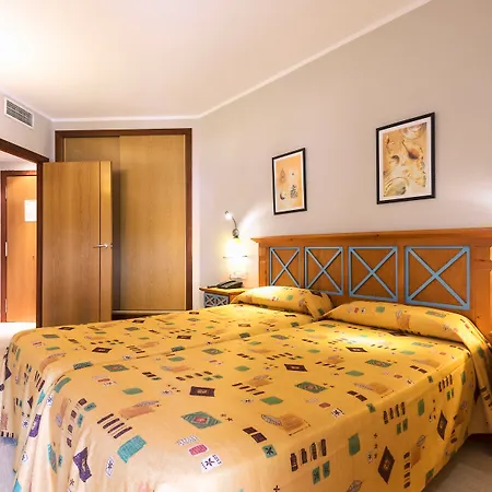 Aparthotel Tropic Garden Santa Eularia des Riu