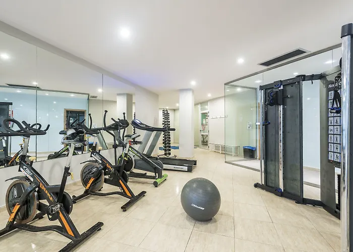 アパルトテル トロピック ガーデン サンタ・エウラリア・デス・リウ