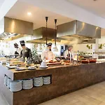Aparthotel Tropic Garden 4*