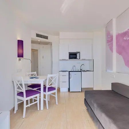 Tropic Garden Aparthotel 4*