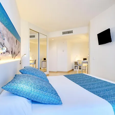Tropic Garden Aparthotel 4*