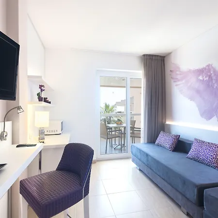 Tropic Garden Aparthotel Santa Eularia des Riu