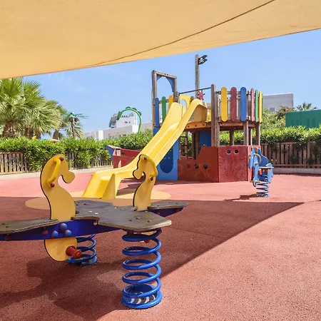 Tropic Garden Lejlighedshotel 4*