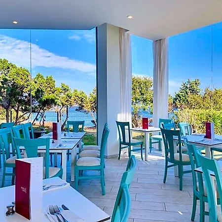 Tropic Garden Aparthotel Santa Eularia des Riu