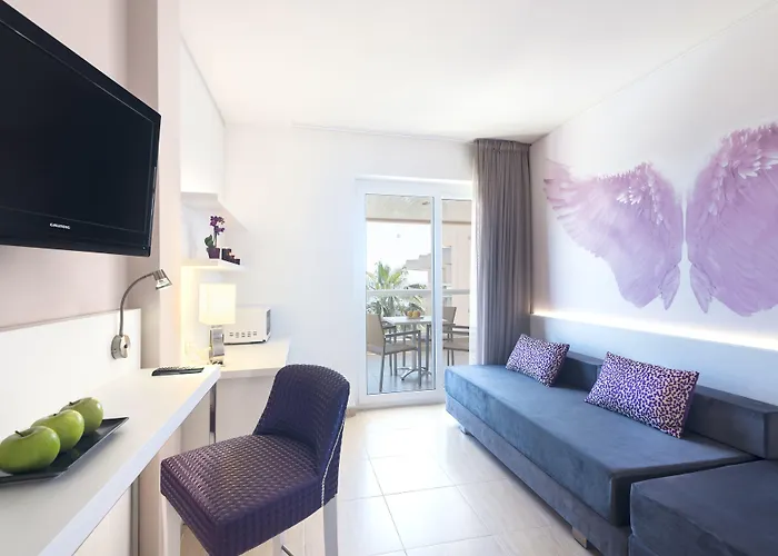 Tropic Garden Appart hôtel Santa Eulària des Riu