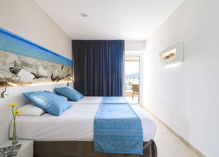 Tropic Garden Lägenhetshotell Santa Eularia des Riu