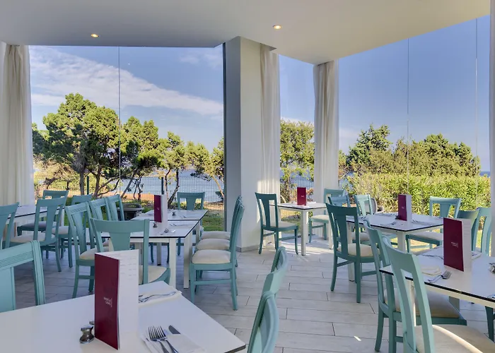 Lägenhetshotell Tropic Garden Santa Eularia des Riu