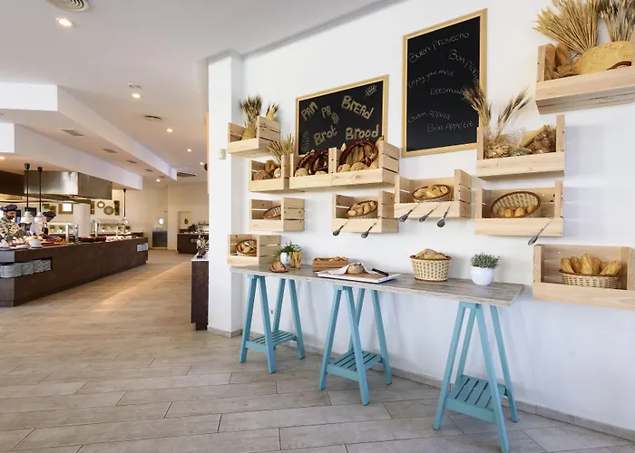 Tropic Garden Lägenhetshotell Santa Eularia des Riu