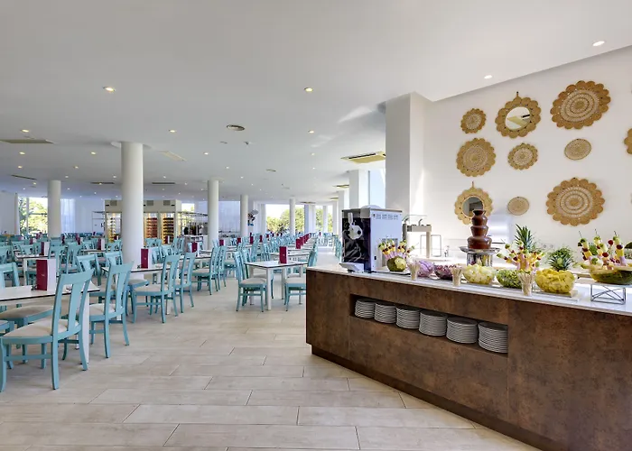 Lägenhetshotell Tropic Garden 4*